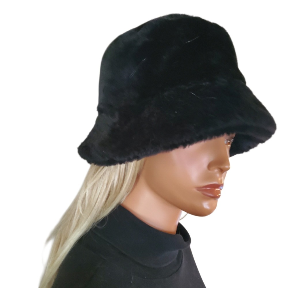 Vintage Black Faux Fur Bucket Hat Quilted Lining Winter Cloche Cap Womens